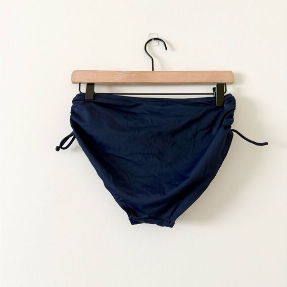 Nautica Tankini Set with Keyhole Navy Floral Top and Solid Navy Bottoms - Size10 - Picture 8 of 8